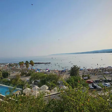 Duplex Con Vistas Al Mar, Cerca De La Playa Y Puerto Daire Estepona