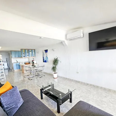 Duplex Con Vistas Al Mar, Cerca De La Playa Y Puerto * Estepona