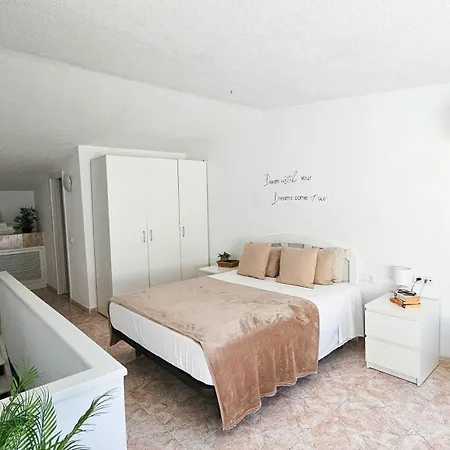 Duplex Con Vistas Al Mar, Cerca De La Playa Y Puerto Estepona