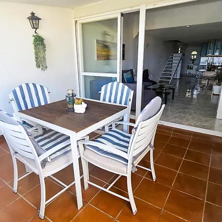 Duplex Con Vistas Al Mar, Cerca De La Playa Y Puerto Estepona