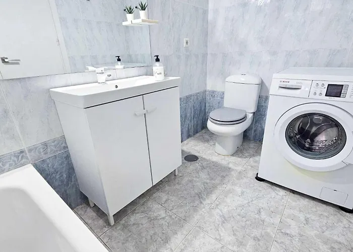 Duplex Con Vistas Al Mar,cerca De Playa Y Puerto Estepona