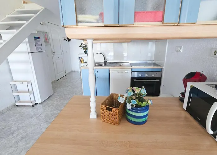 Duplex Con Vistas Al Mar,cerca De Playa Y Puerto Apartment