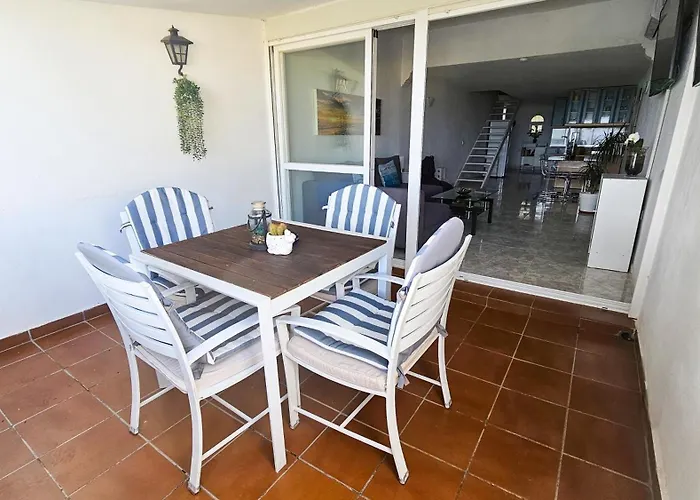 Duplex Con Vistas Al Mar,cerca De Playa Y Puerto * 埃斯特波纳