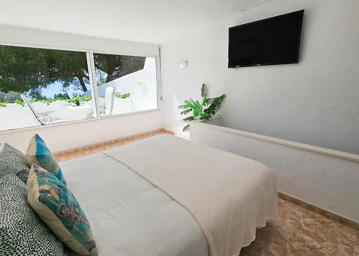 Duplex Con Vistas Al Mar,cerca De Playa Y Puerto Estepona