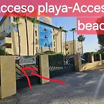 Duplex Con Vistas Al Mar,cerca De Playa Y Puerto アパート エステポナ